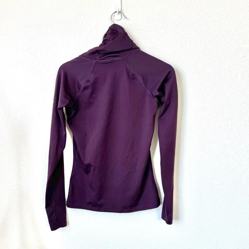Nike Women's Lavender Turtleneck Sweater Dri-Fit Pro Hyperwarm, size Medium